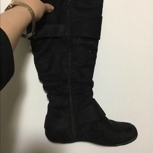 Zippered mid-calf boots, black, size 7 1/2